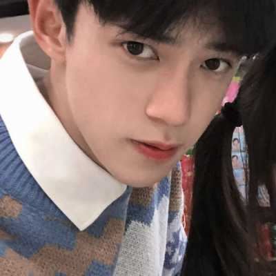 情侣头像两张一组真人_情侣头像真人两张配对一人一张