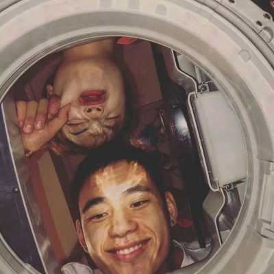 ins情侣头像一人一张|ins情头高清图片一对