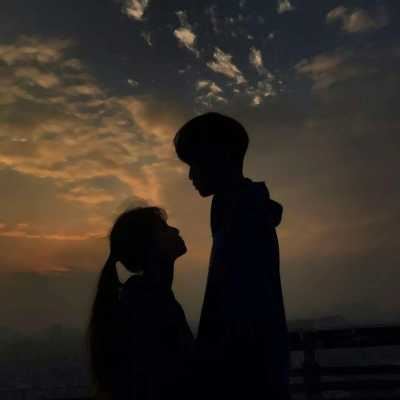 夕阳下的情侣头像|夕阳背景头像女