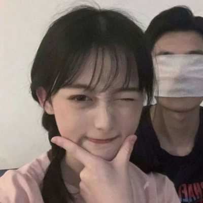 情侣头像两张一组真人_情侣头像真人两张配对一人一张