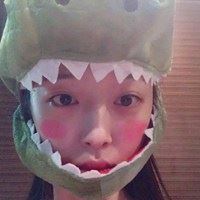 正经又不正经的头像-不正经头像女