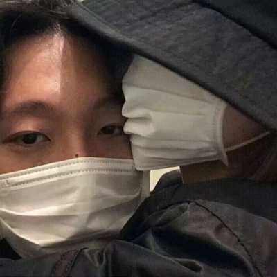 2022年最火爆的情侣头像真人|2022适合的头像