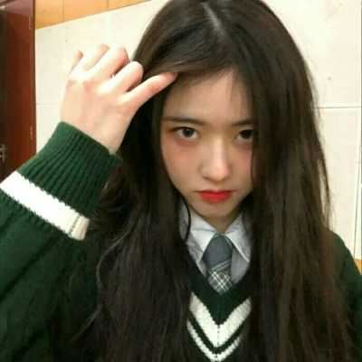 ins风女头像酷（ins可爱女生头像）