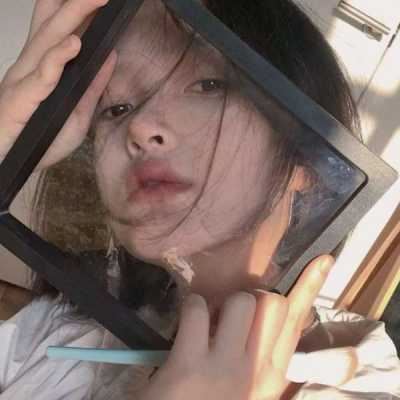 最新微信女生头像可爱呆萌00后学生妹专属头像_最新微信女生头像唯美