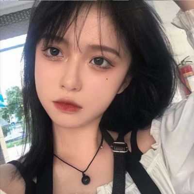 最新微信女生头像可爱呆萌00后学生妹专属头像_最新微信女生头像唯美