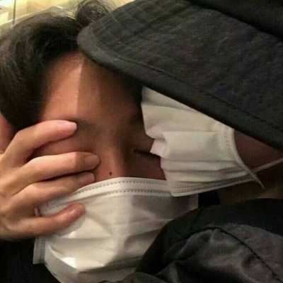 2022年最火爆的情侣头像真人|2022适合的头像