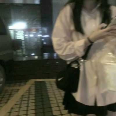 不露脸部位女生头像污_女头部位不露脸头像