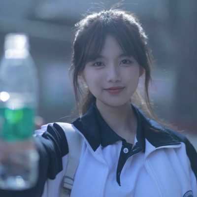 学院风头像女清纯_校园风女生头像