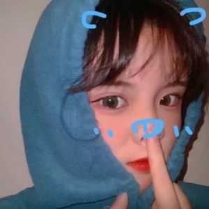 单人个性头像可爱女（可爱迷人的女生头像）