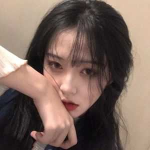 单人个性头像可爱女（可爱迷人的女生头像）