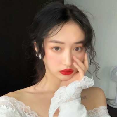 清新气质女头像_成熟的女生头像