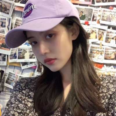 清新气质女头像_成熟的女生头像
