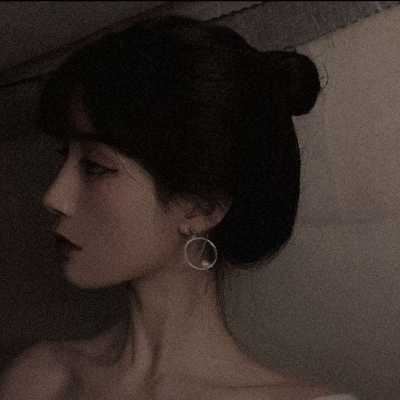 潮流的女生头像-潮流头像女个性头像