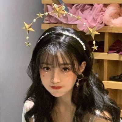 白月光真人头像_白色系女生头像真人