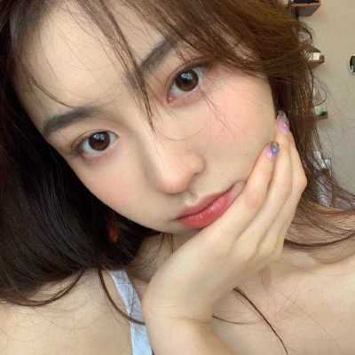 有意境的头像女生_好看单人女生头像