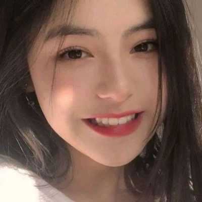 白月光真人头像_白色系女生头像真人
