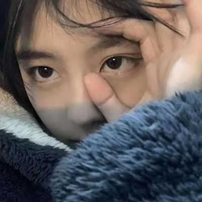 有意境的头像女生_好看单人女生头像