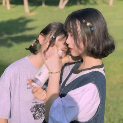 双人美女头像（两姐妹头像可爱的图片）