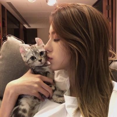 2022年最新微信闺蜜头像可爱（微信头像图片2022最火爆闺蜜头像）