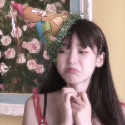 2022年最新款闺蜜头像_新年闺蜜头像2022卡通