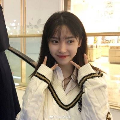 qq女头像00后（QQ女闺蜜头像）