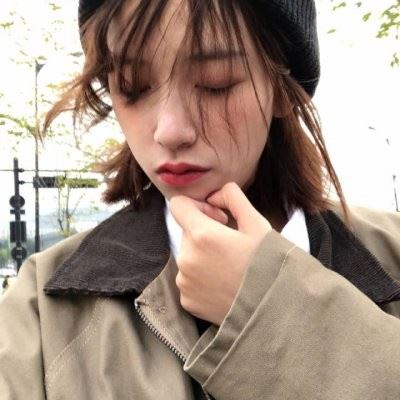 qq女头像00后（QQ女闺蜜头像）