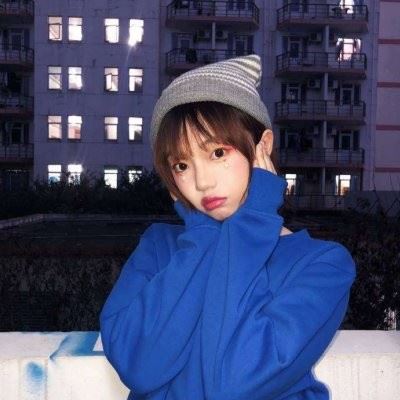 qq女头像00后（QQ女闺蜜头像）
