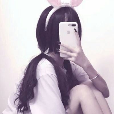 2022年最火的闺蜜头像 2022最潮女头像