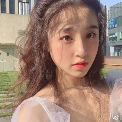 女生两人闺蜜头像网图（两个女生闺蜜头像）