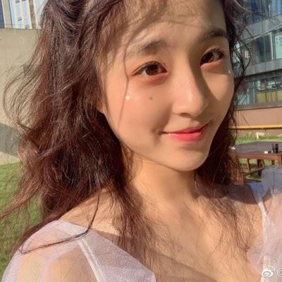 女生两人闺蜜头像网图（两个女生闺蜜头像）
