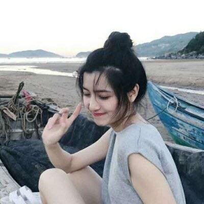 超漂亮的闺蜜头像一人一张两张的_最好看的闺蜜头像两人一人一半