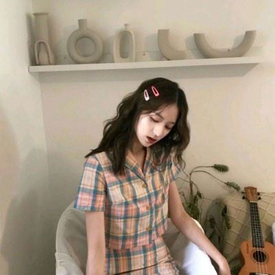 闺蜜头像可爱萌2张|卖萌搞怪小女孩头像两个闺蜜