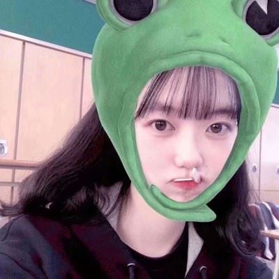 闺蜜头像可爱萌2张|卖萌搞怪小女孩头像两个闺蜜