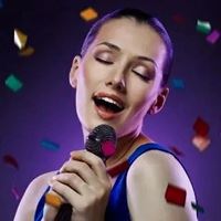 话筒头像图片（歌手头像女拿着话筒）