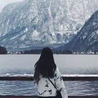 美女背影头像 漂亮（风景美女图片 背影微信头像）