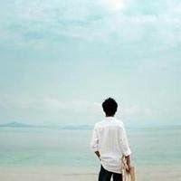 海边男生头像高清图片 欧美海边的头像