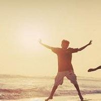 海边男生头像高清图片 欧美海边的头像