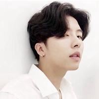 洒脱坚定的图片头像（男生头像自由潇洒）