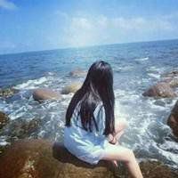 一个女生在海边的头像图片-海边女生微信头像图片大全图片
