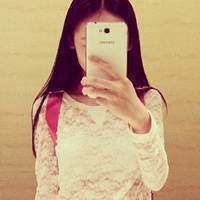拿手机的女生头像个性_女生手机图片 头像 个性