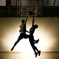 打篮球的男生头像 打篮球qq头像男帅气