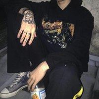 qq头像男黑白社会小伙|黑白色头像男