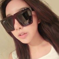 女士微信头像最好看的戴眼镜（微信头像戴眼镜的女孩）