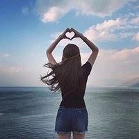 霸气女头像背影短发（霸气女头像背影短发动漫）