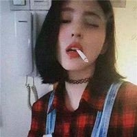 霸气女头像社会 抽烟_抽烟头像女生霸气十足