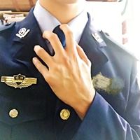 男士头像成熟霸气的 西装（成熟男气质穿西装头像）