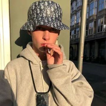 欧美潮流老人头像（欧美复古怀旧头像男）