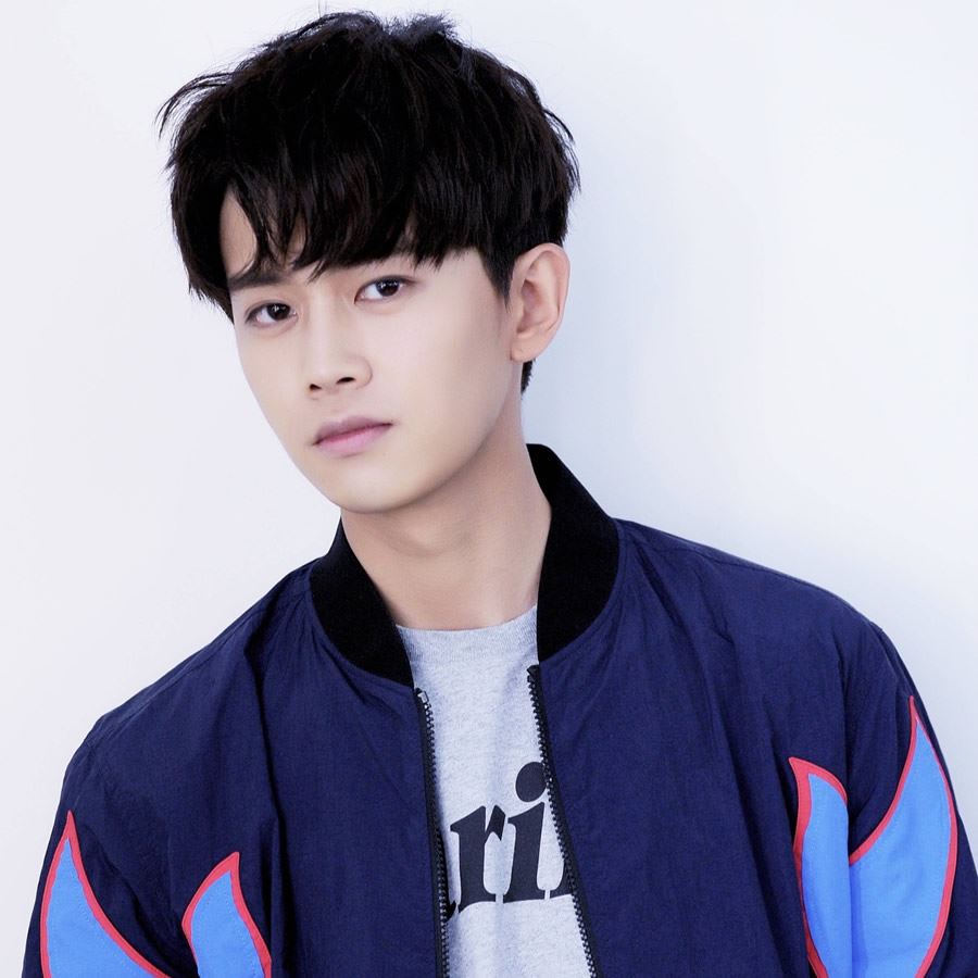 男生头像冷酷霸气图片