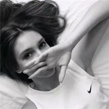 欧美风格图片高清头像 欧美头像女生简约