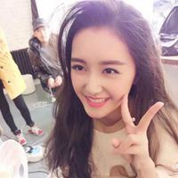 蒋依依高清头像|张依依非主流头像